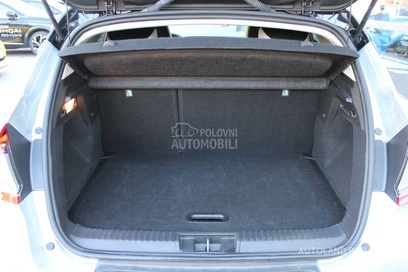 Renault Captur 1.0 tCe Intens