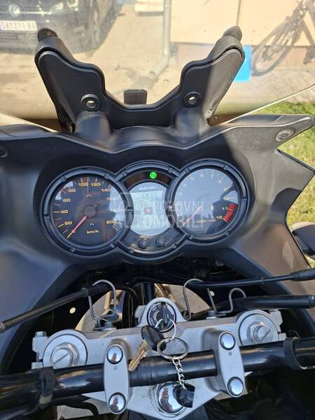 Suzuki V Strom DL650