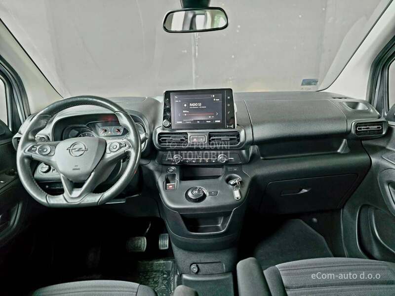 Opel Combo 1.5d L2 AT8