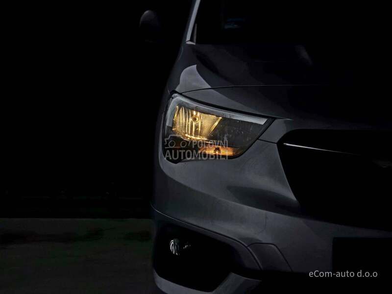 Opel Combo 1.5d L2 AT8