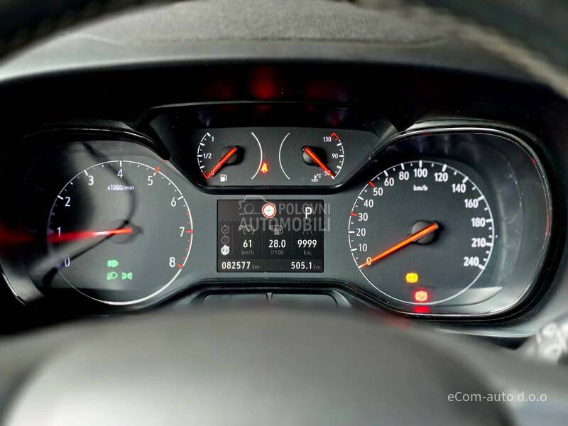 Opel Combo 1.5d L2 AT8