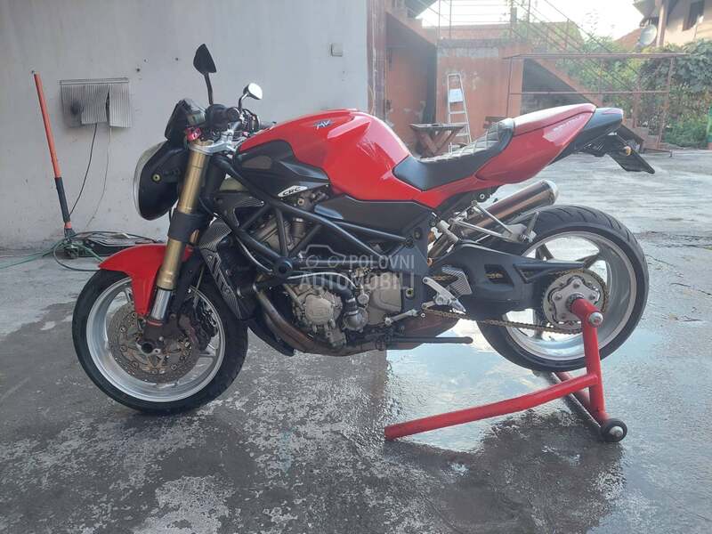 MV Agusta BRUTALE 910 F4