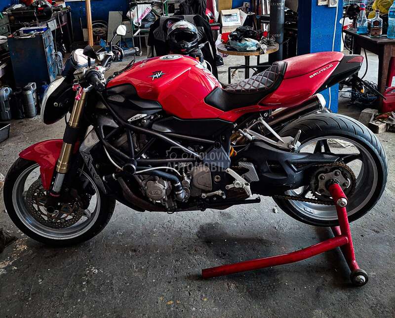 MV Agusta BRUTALE 910 F4