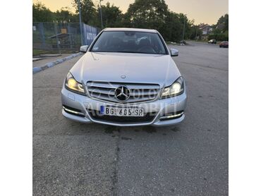 Mercedes Benz C 200 BLUE EFFICIENSY