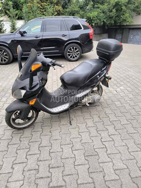 Sprint Fvision,     1. Vlasnik