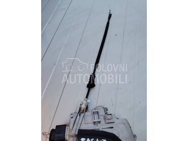 Sajla prednja desna za Volkswagen Passat B7