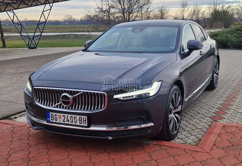 Volvo S90 