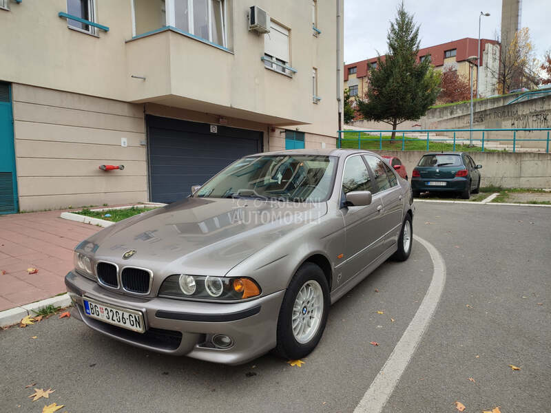 BMW 520 