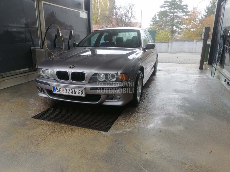 BMW 520 