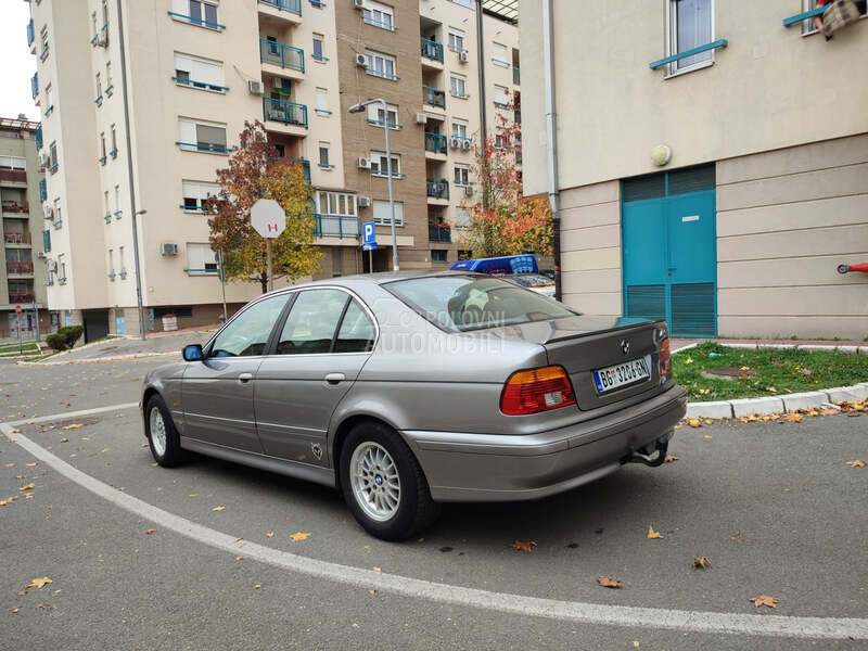 BMW 520 