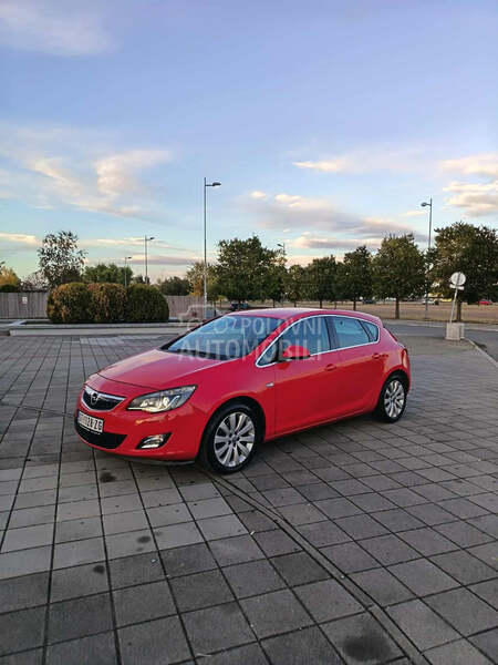 Opel Astra J 1.6