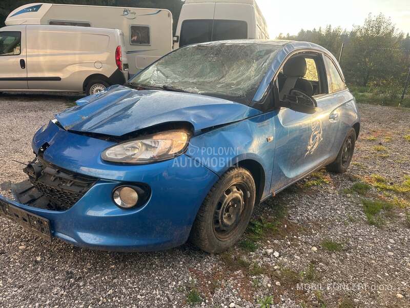 Opel Adam 