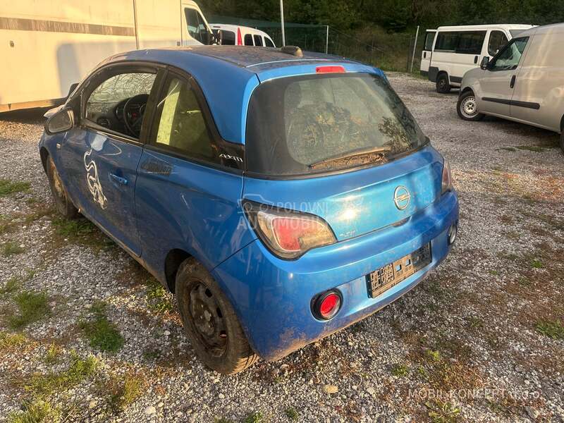 Opel Adam 