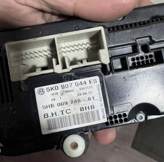 prekidaci ventilacije konzola