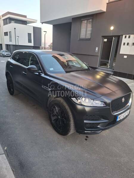 Jaguar F pace 