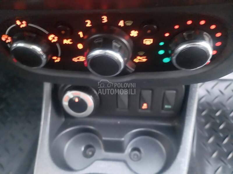 Dacia Duster 1.6b Ch