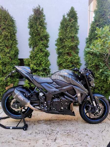 Suzuki GSX S 750