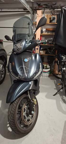 Piaggio Beverly S 300 HPE