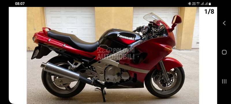 Kawasaki zzr600