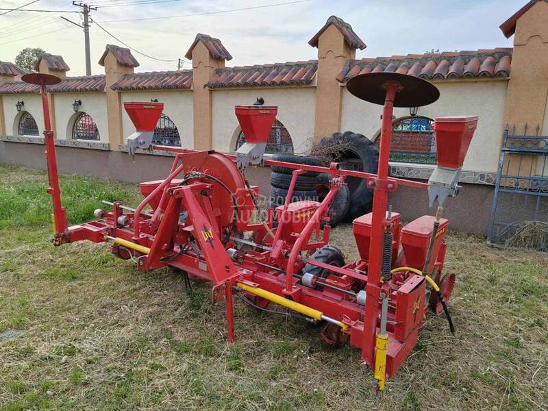 Lely Sem 6 reda