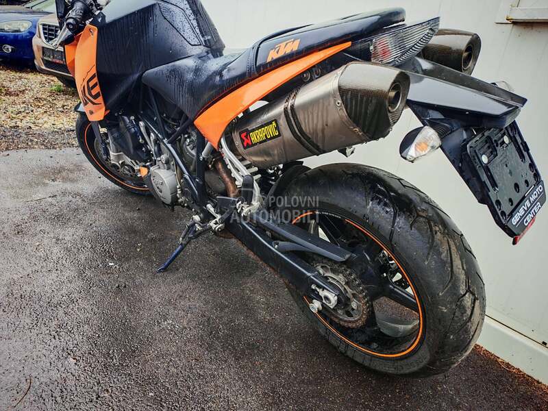 KTM SUPER DUKE 990