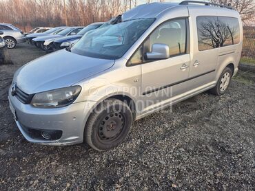 Volkswagen Caddy maxi -  kompletan auto u delovima