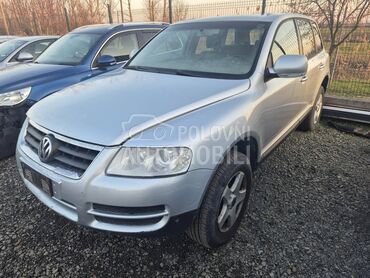 Volkswagen Touareg 2005. god. -  kompletan auto u delovima