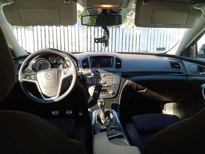 Opel Insignia 