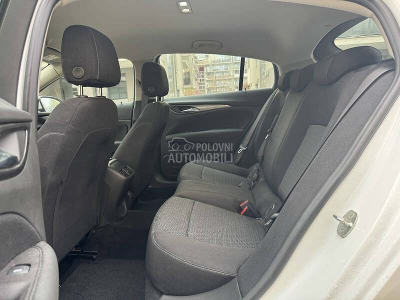 Opel Insignia 1,5 CDTI DVH Edition
