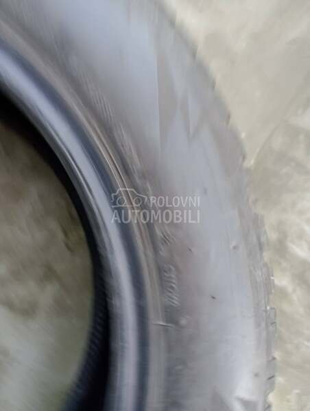 Bridgestone 235/55 R19 Zimska