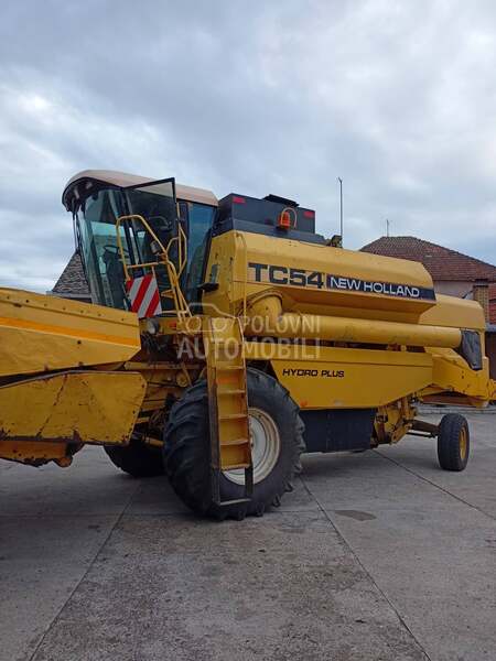 New Holland TC 54