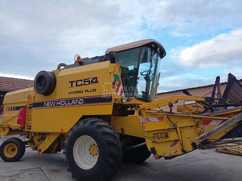 New Holland TC 54
