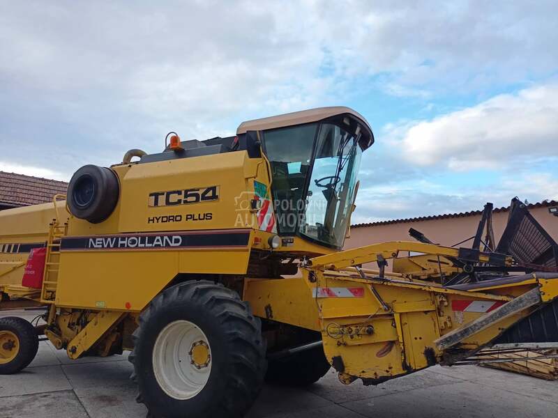 New Holland TC 54