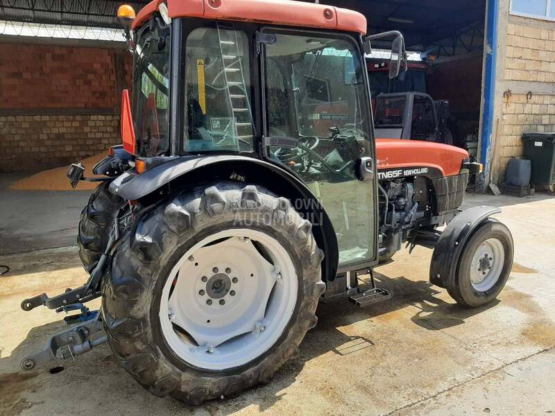 New Holland TN 65