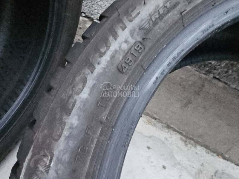 Bridgestone 225/45 R18 Zimska