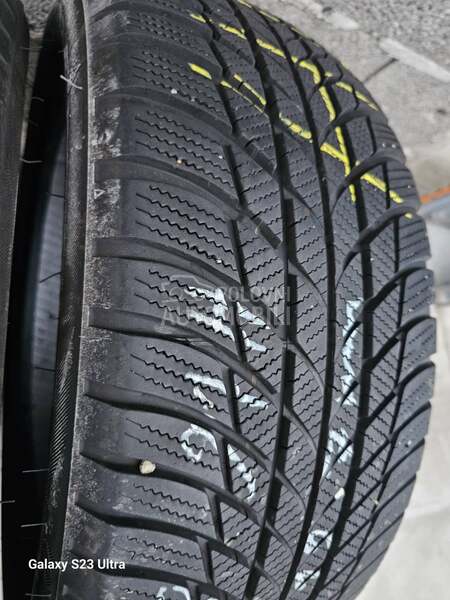 Bridgestone 225/45 R18 Zimska