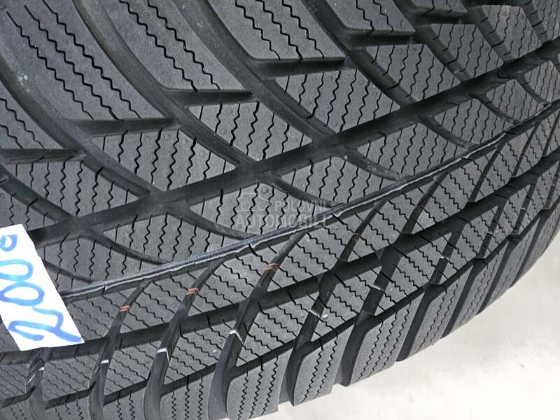 Bridgestone 225/45 R18 Zimska