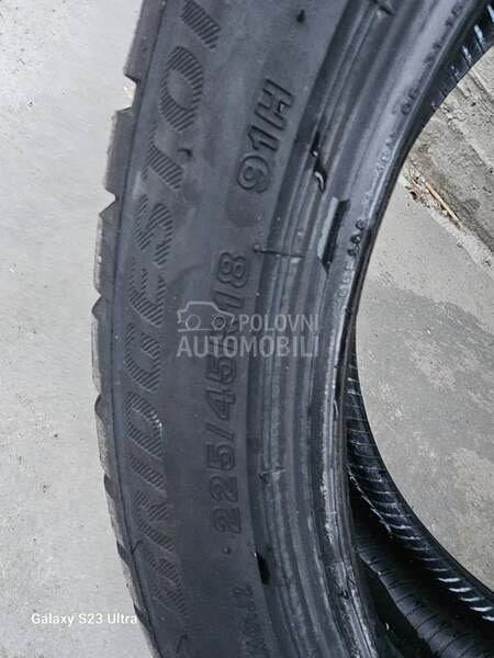 Bridgestone 225/45 R18 Zimska