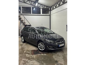Opel Astra J Sport Tourer