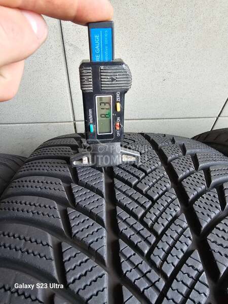 Bridgestone 235/50 R19 Zimska