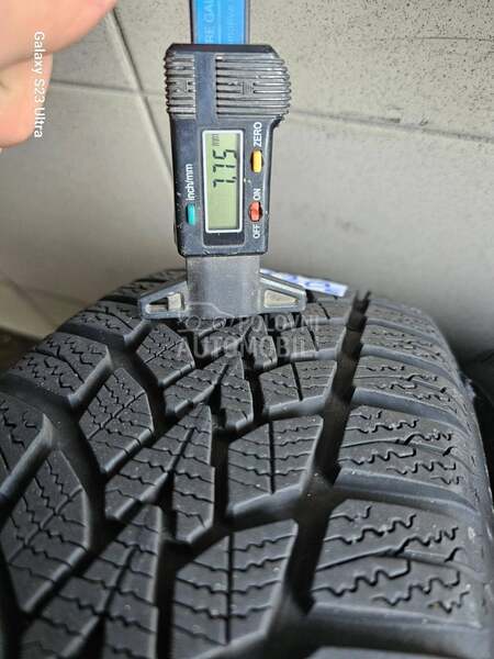 Dunlop 185/60 R15 Zimska