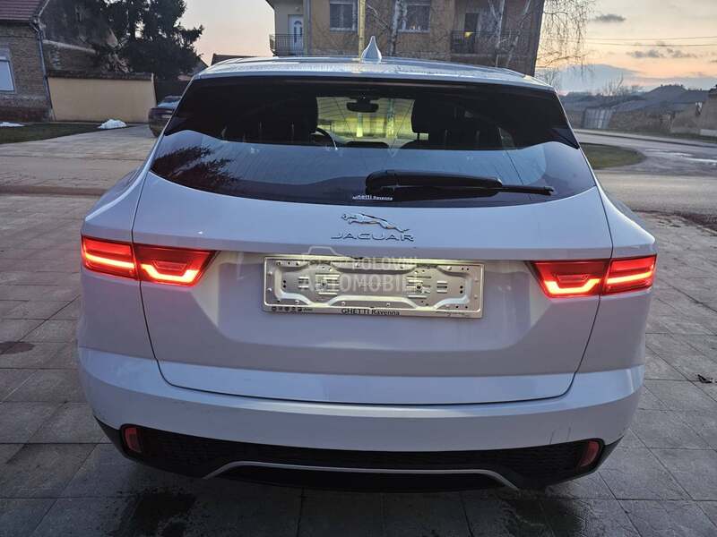 Jaguar E-Pace 