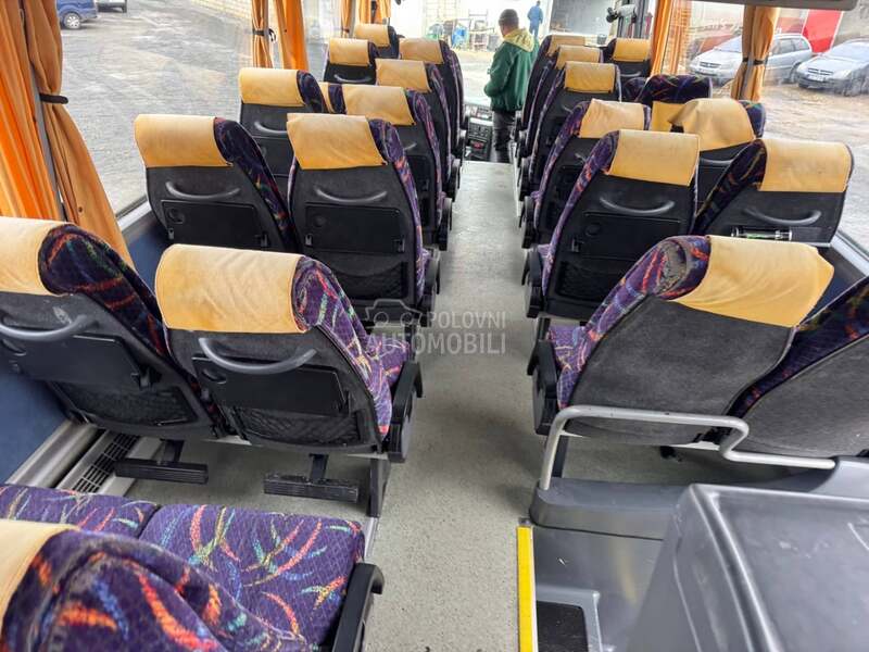 MAN Lions Coach 53 mesta