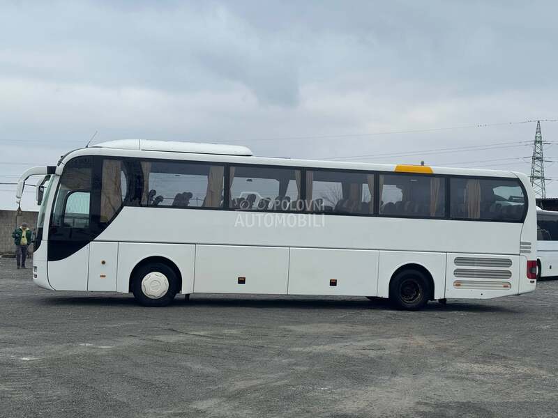 MAN Lions Coach 53 mesta