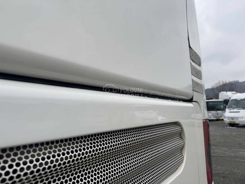 MAN Lions Coach 53 mesta