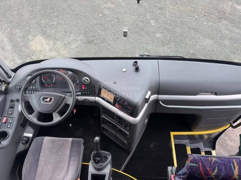 MAN Lions Coach 53 mesta