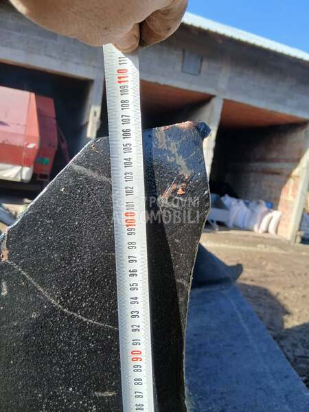 utovarna kasika240cm