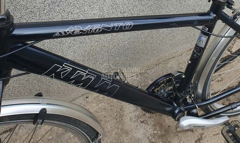 KTM AVENTO 3X8