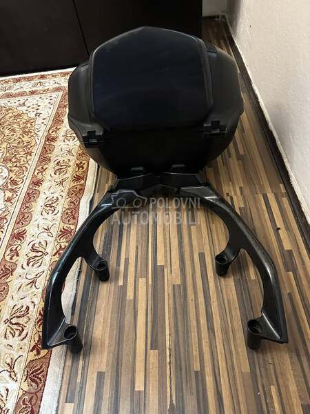 Držač i korpa za T Max