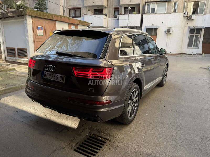 Audi Q7 3.0